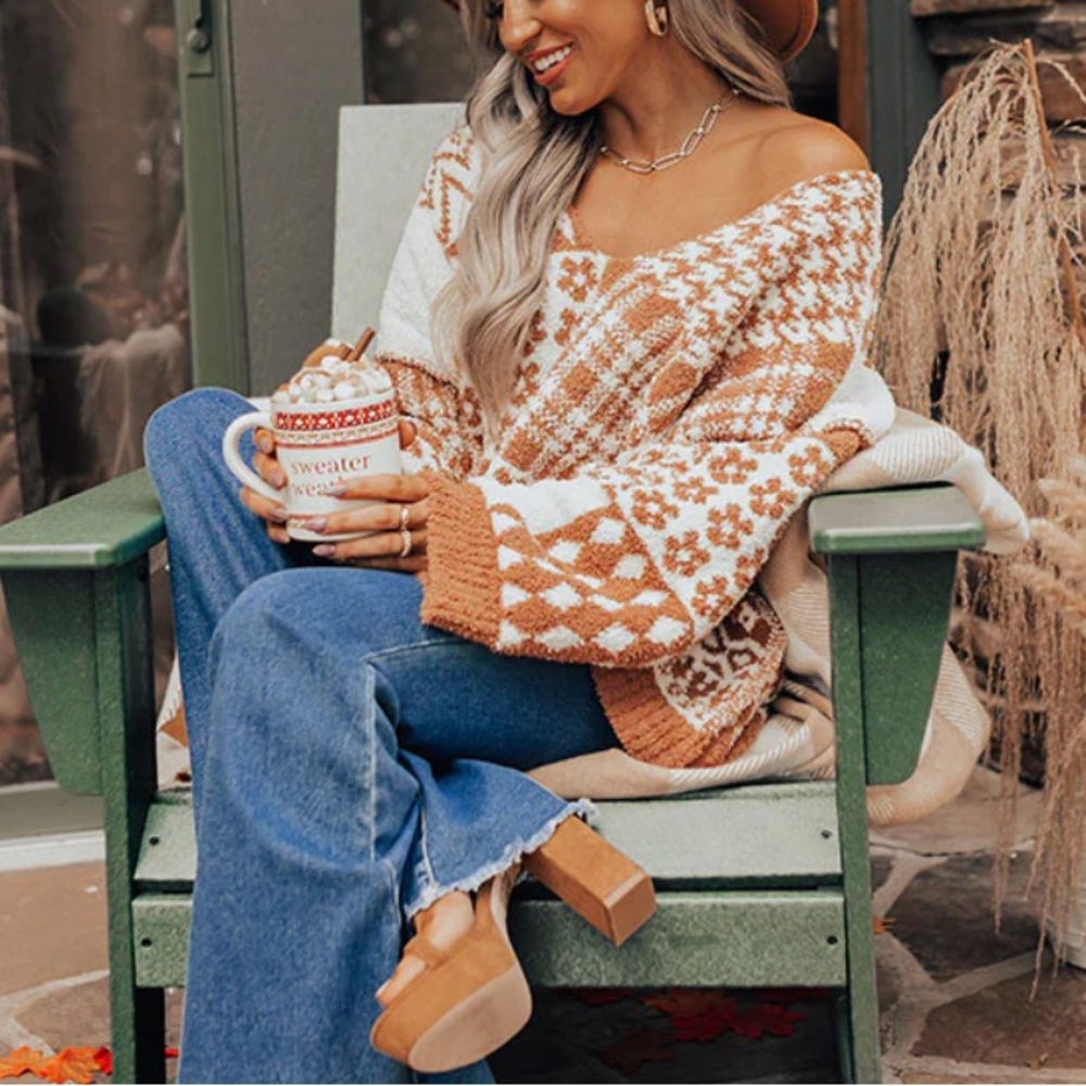 POL Oversized V-Neck Sweater Cream Brown Relaxed Comfy Pullover Women's Medium M